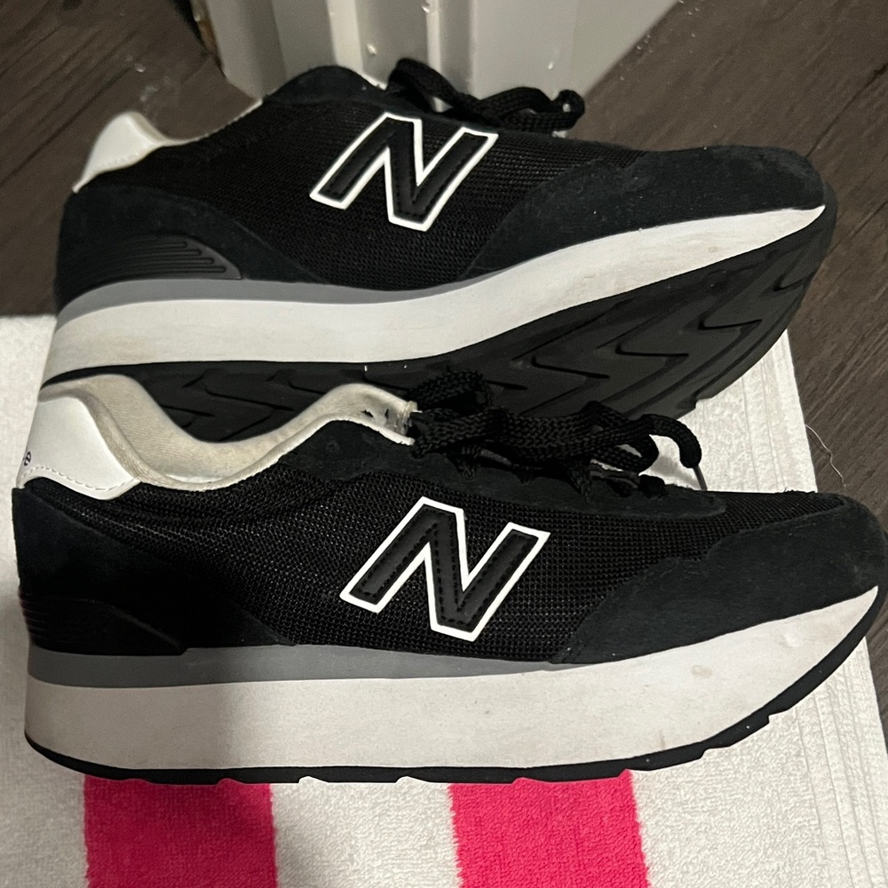 New Balance 515H Platform Classic Black and White Shoes Size 10 - Women’s